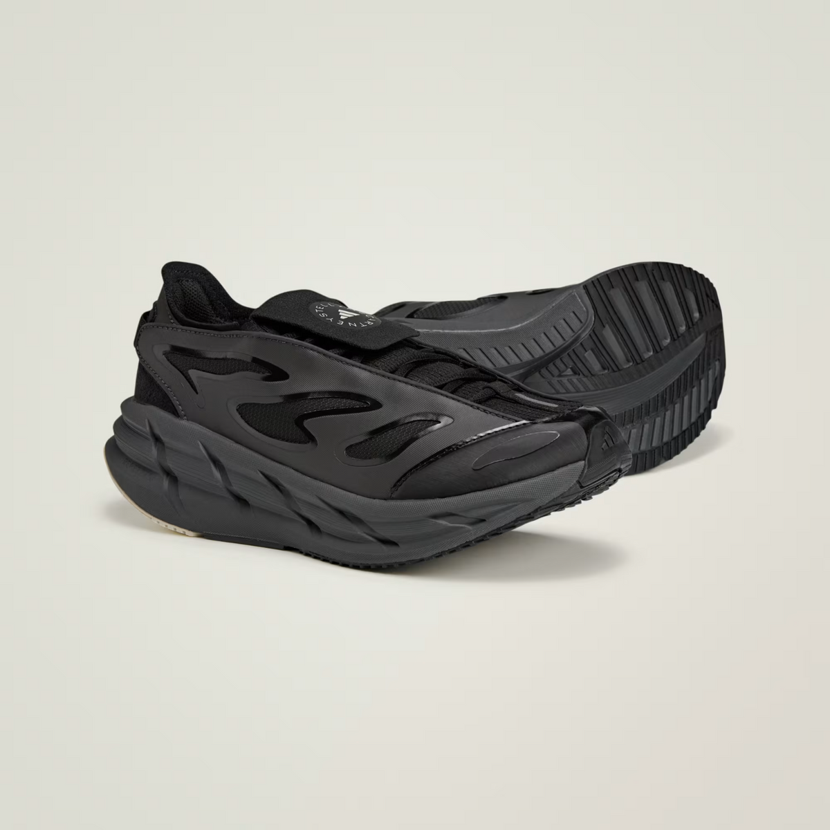 JR3290 Stella McCartney Ã adidas Adistar "Core Black/Utility Black/Almond (Men's
