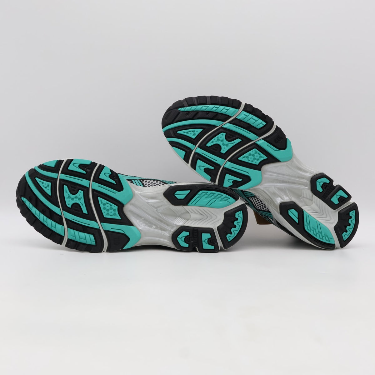 1203A740-100 Asics Gel-Kayano 14 White Waterfall (Men's)