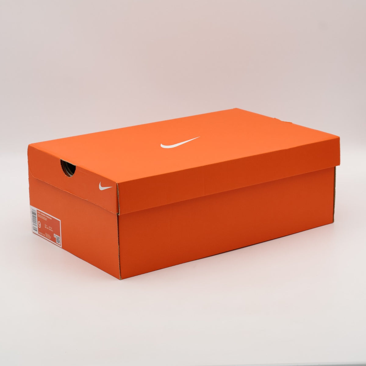 IQ4035-100 Nike Vomero Premium Sail Coconut Milk Total Orange (Men's)