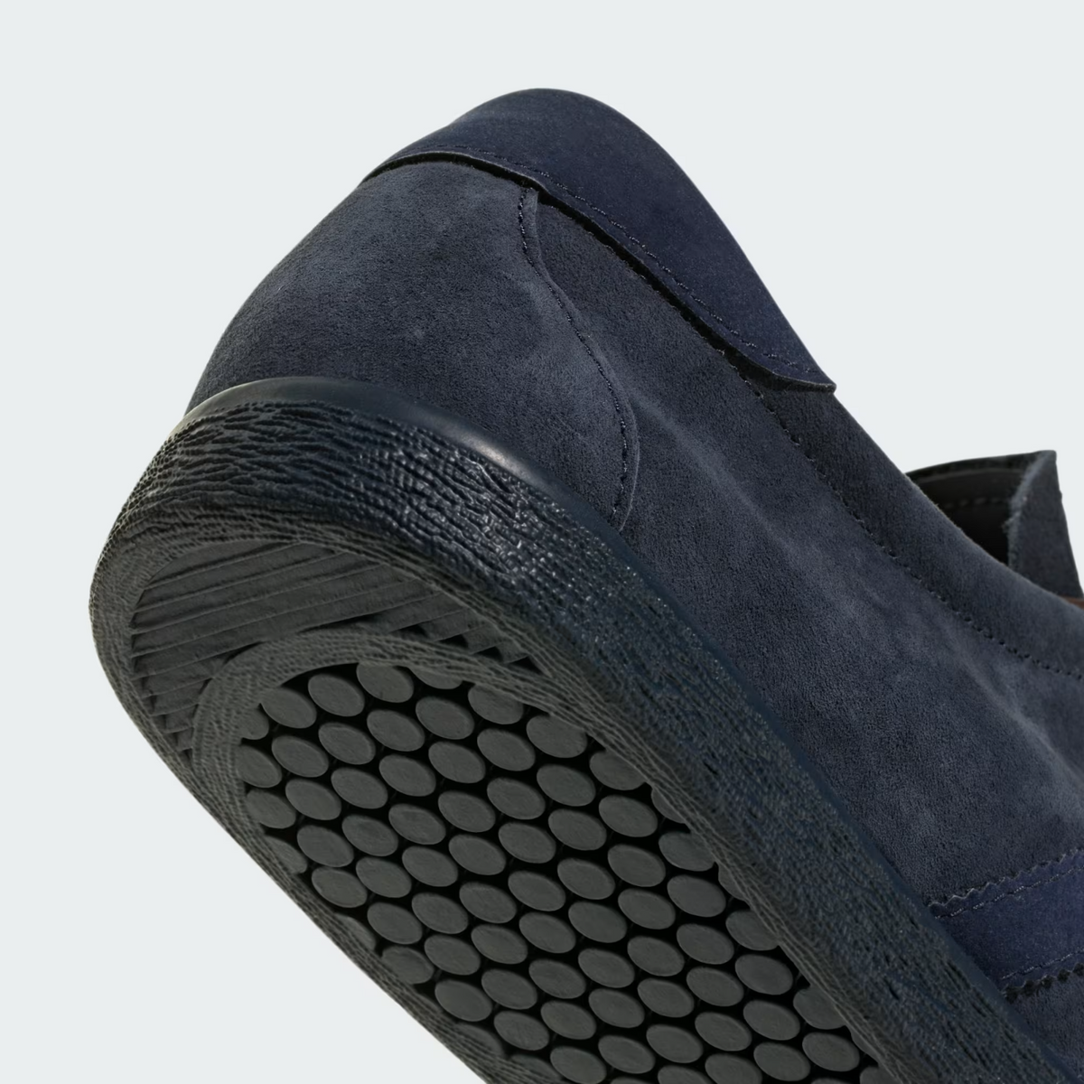 HP5062 adidas TOBACCO (Men's)