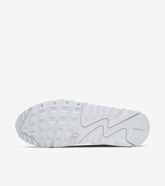 CQ6639-001 Nike Air Max 90 "Metallic Chrome" (Women's)