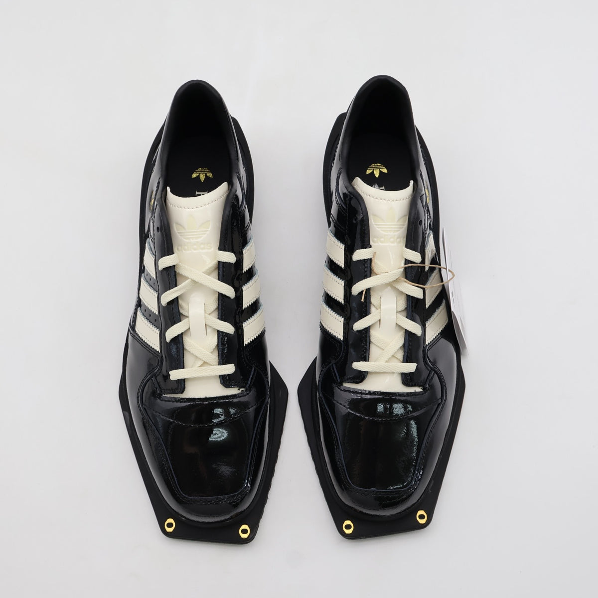 KI8452 adidas Forum Cubism Core Black/Cream White/Gold Metallic (Women's)