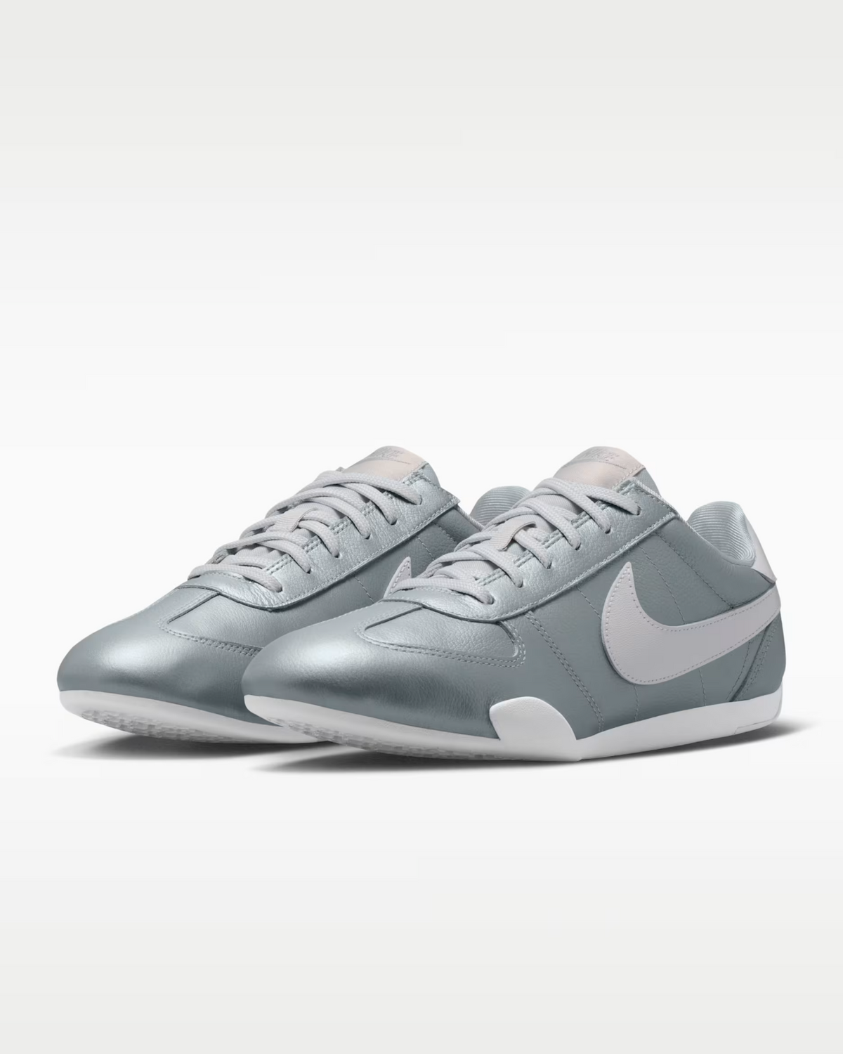 II6984-001 Nike Sprint Sister "Metallic Silver/White" (Women's)