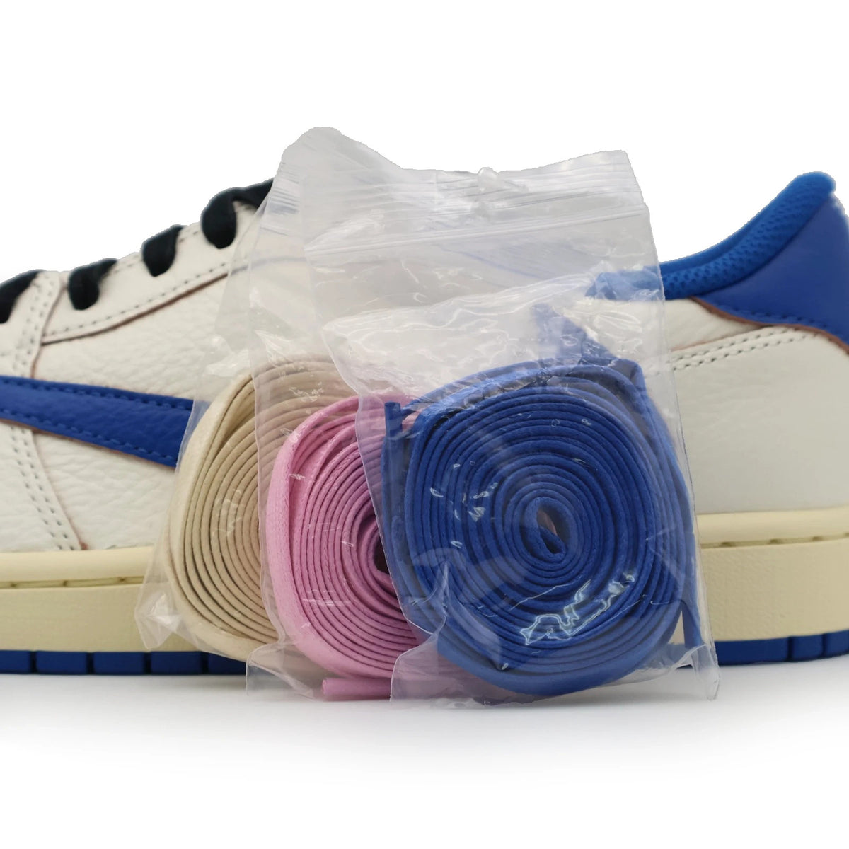 DM7866-104 Travis Scott Ã fragment design Ã Nike Air Jordan 1 Low (Men's)