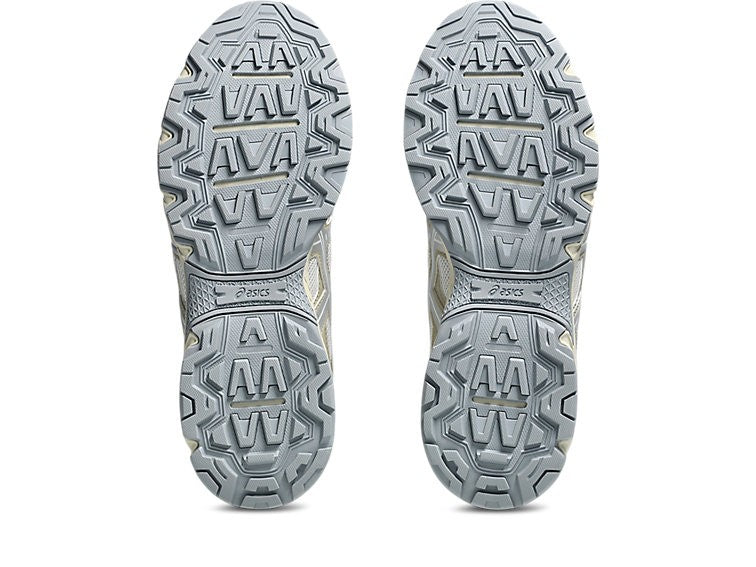 1203A536-108 Asics Gel-Nunobiki White Putty (Men's)
