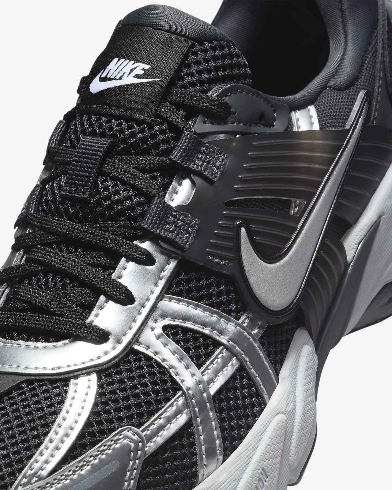 FD0736-005 Nike V2K Run Black Anthracite Dark Smoke Grey Silver (Women's)