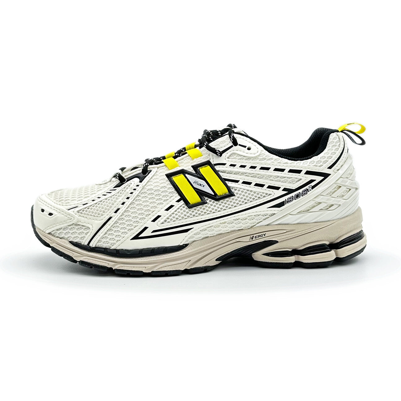 M1906RGG GANNI Ã New Balance 1906R Off White (Men's)