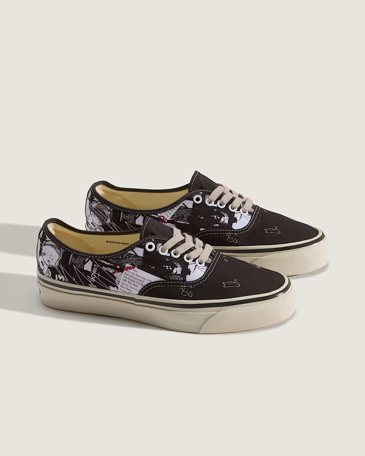 VN000EAK6BT POPMART Ã Vans Premium Authentic 44 "Dimoo Black/True White"