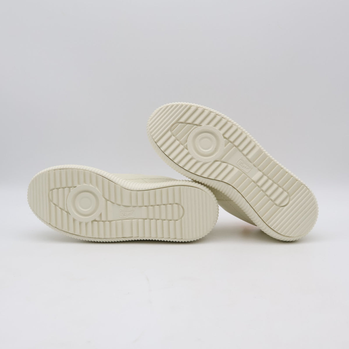 1182A621-101 Onitsuka Tiger Otiger Court Cream (Women's)
