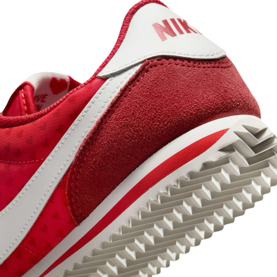 HV5166-696 Nike GS Cortez Valentineâs Day