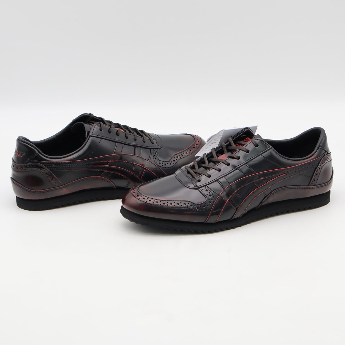 1181A610-200 Onitsuka Tiger NIPPON MADE ULTIMATE TRAINER LICORICE BROWN (Men's)