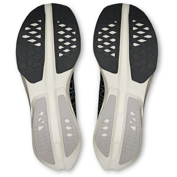 3ME30480299 3ME30480299 On Cloudboom Strike "Black/White" (Men's)