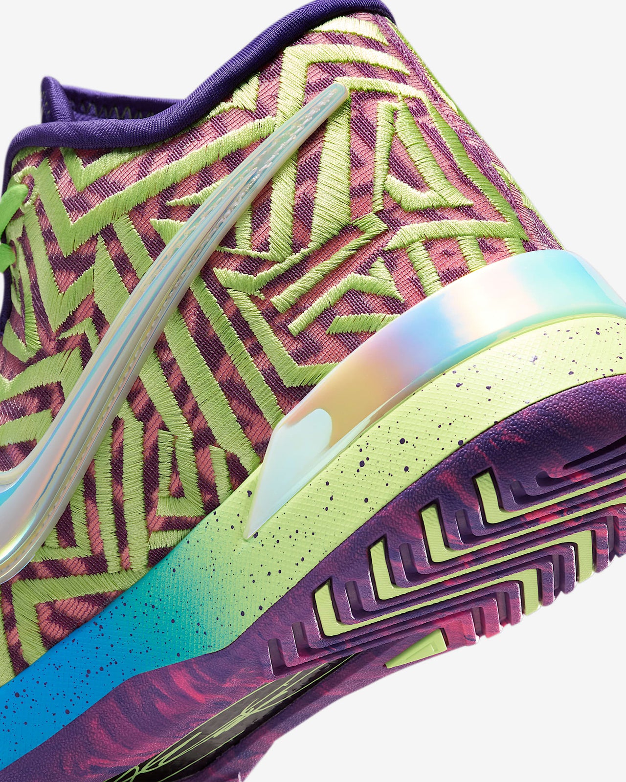 IB1272-500 IB1271-500 Nike LeBron NXXT Genisus QS Viotech (Men's)