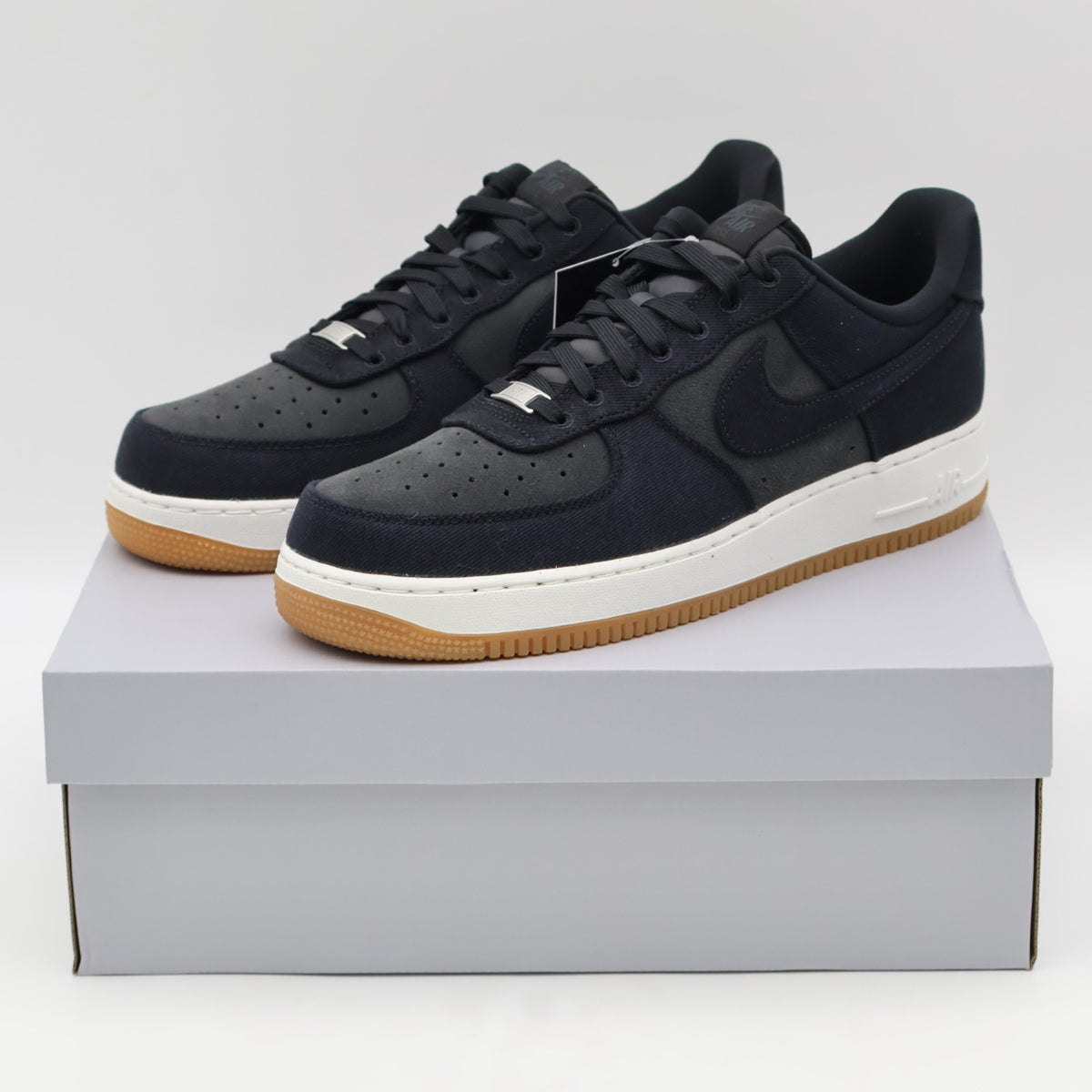 IR0951-002 Nike Air Force 1 '07 LV8 Black Dark Smoke Grey (Men's)