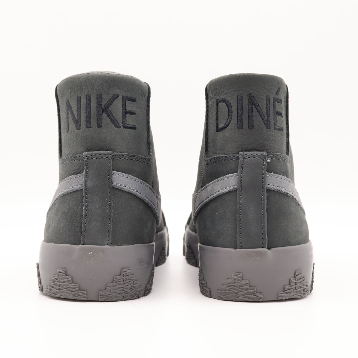 FQ0792-001 Diâorr Greenwood Nike SB Zoom Blazer Mid QS Dark Grey (Men's)