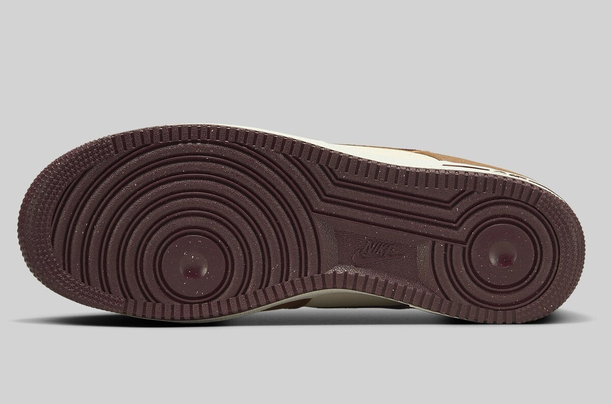 FQ8713-200 Nike Air Force 1 Notebook Doodle (Men's)