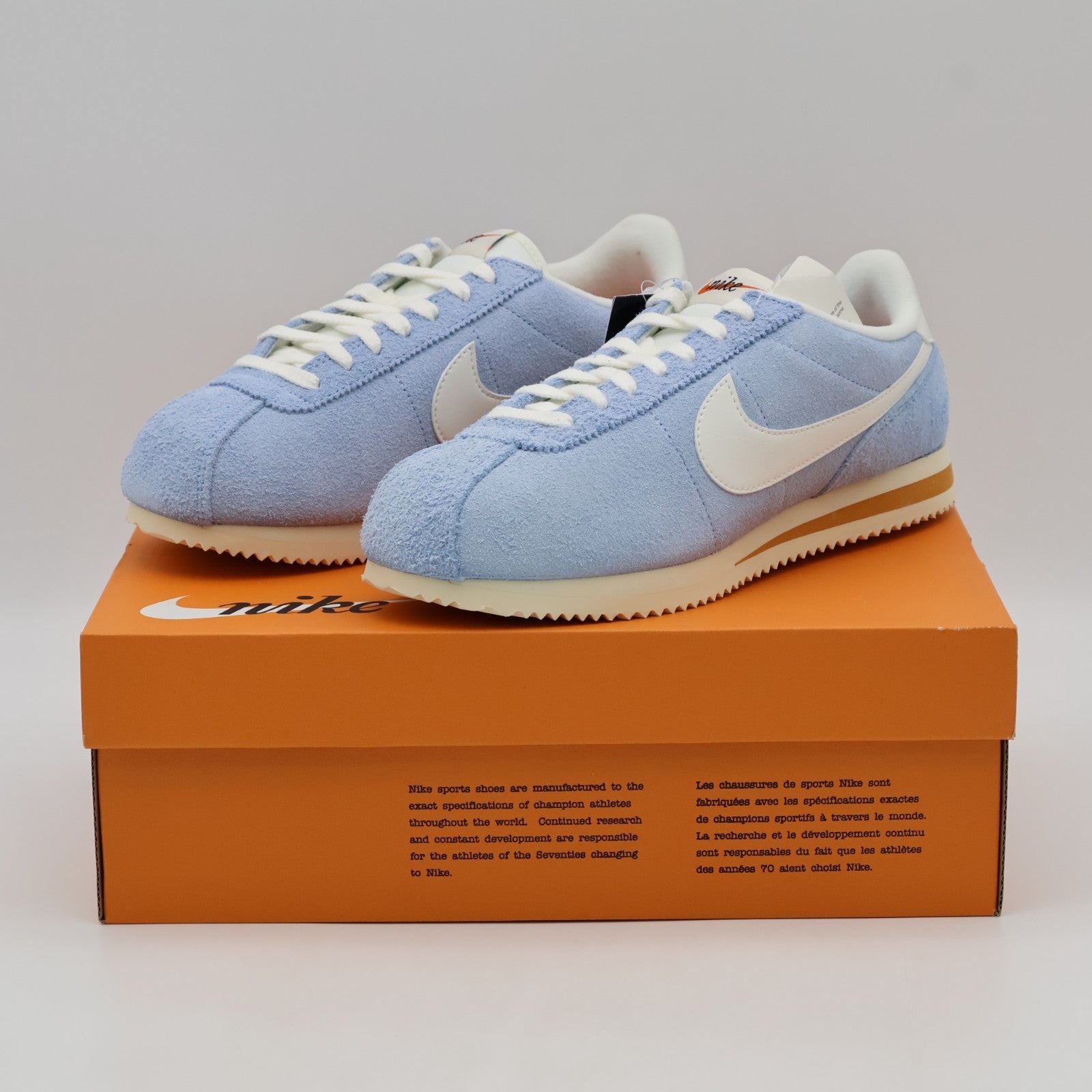 HF3142-400 Nike Cortez SE Suede Psychic Blue Monarch Muslin Sail (Men's)