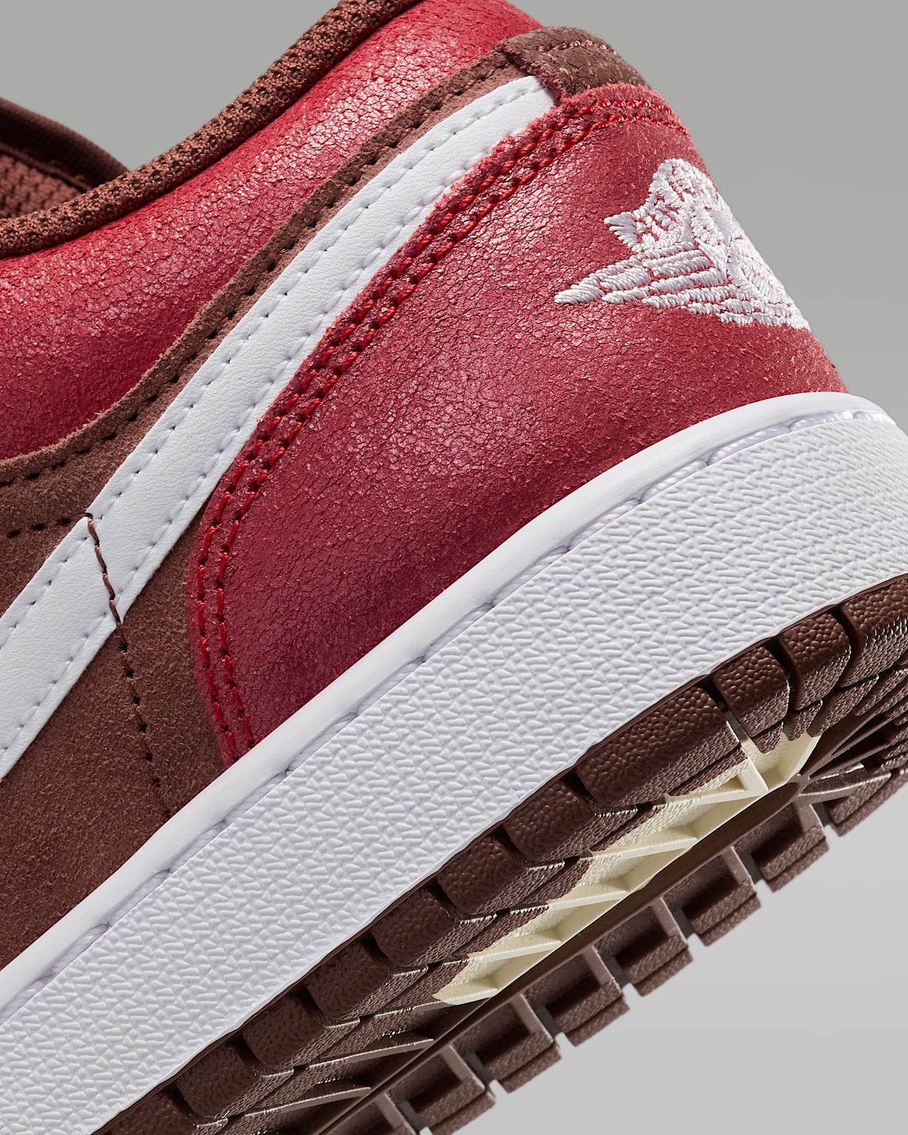 HF3202-200 Nike GS Air Jordan 1 Dark Pony Varsity Red Coconut Milk White