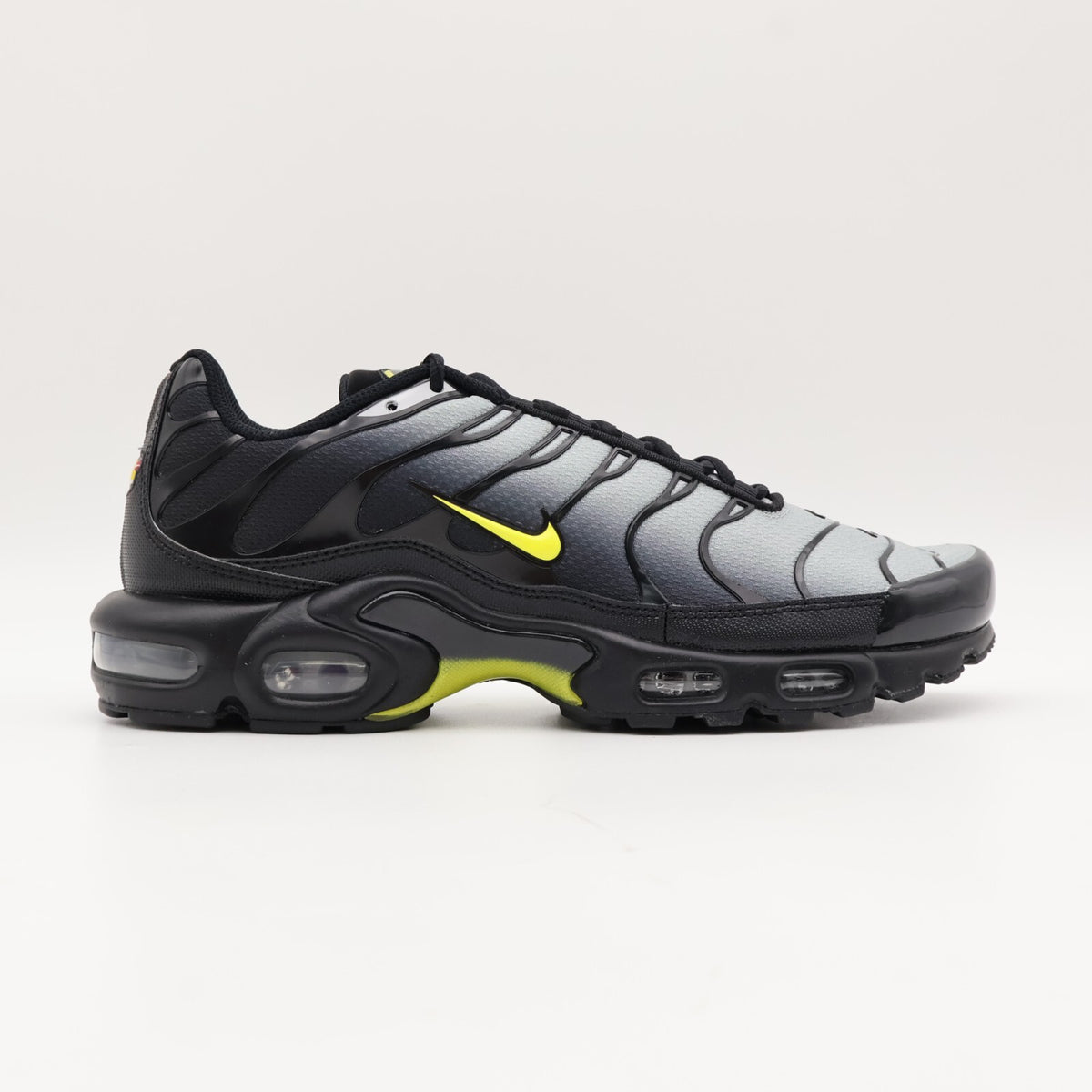 DM0032-012 Nike Air Max Plus Wolf Grey Black Opti Yellow (Men's)