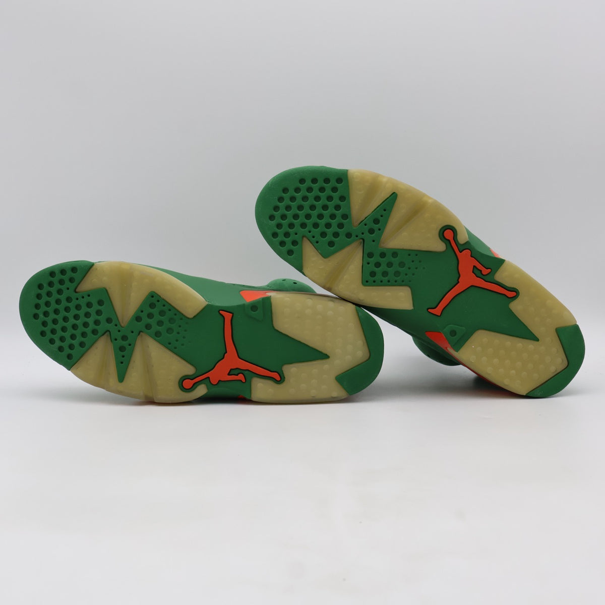 AJ5986-335 NIKE AIR JORDAN 6 RETRO GATORADE GREEN (Men's)