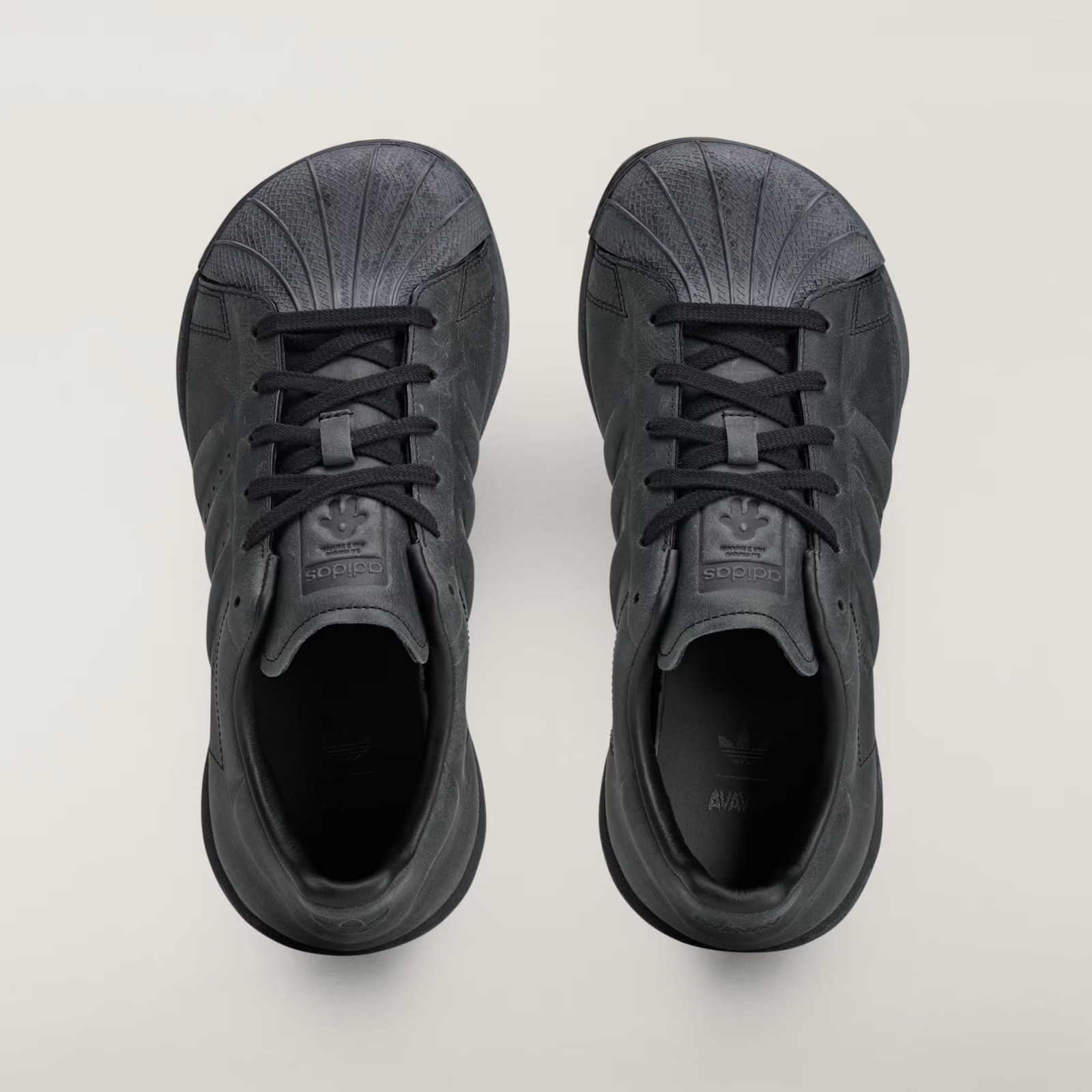 JR9458 Avavav adidas Superstar Supplier Colour Carbon Grey Five (Women's)