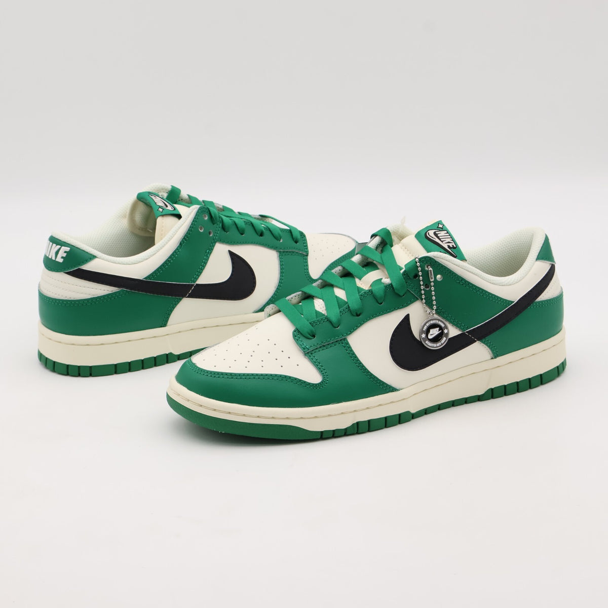 DR9654-100 Nike Dunk Low SE Jackpot Lottery Pack Malachite Green Pale Ivory
