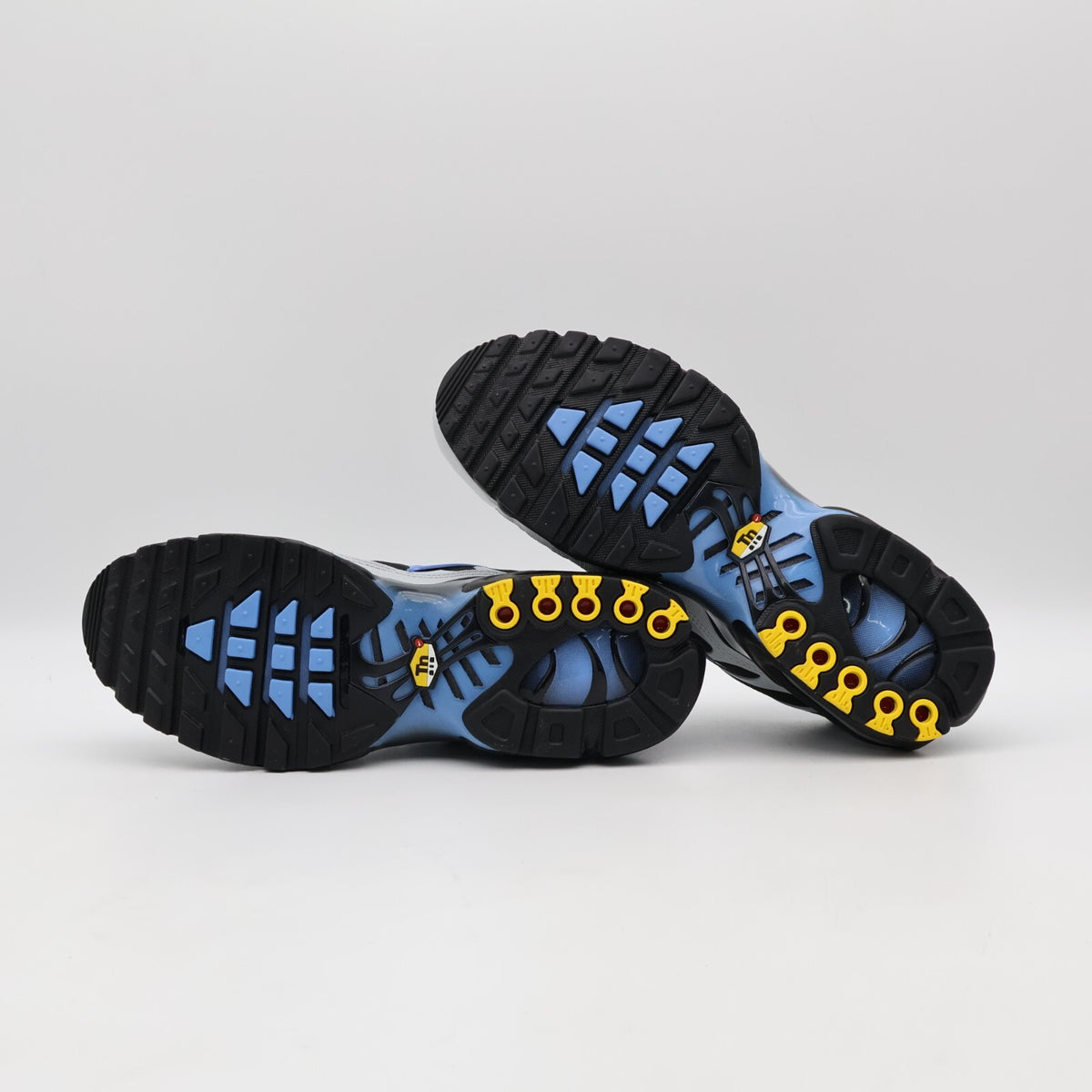 DM0032-015 Nike Air Max Plus University Blue (Men's)