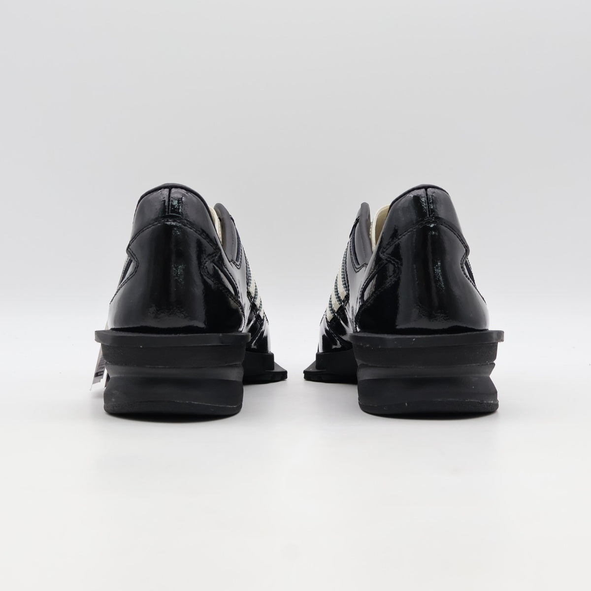 KI8452 adidas Forum Cubism Core Black/Cream White/Gold Metallic (Women's)
