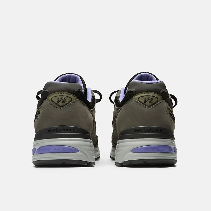 U991GP2 New Balance 991V2 Raven (Men's)