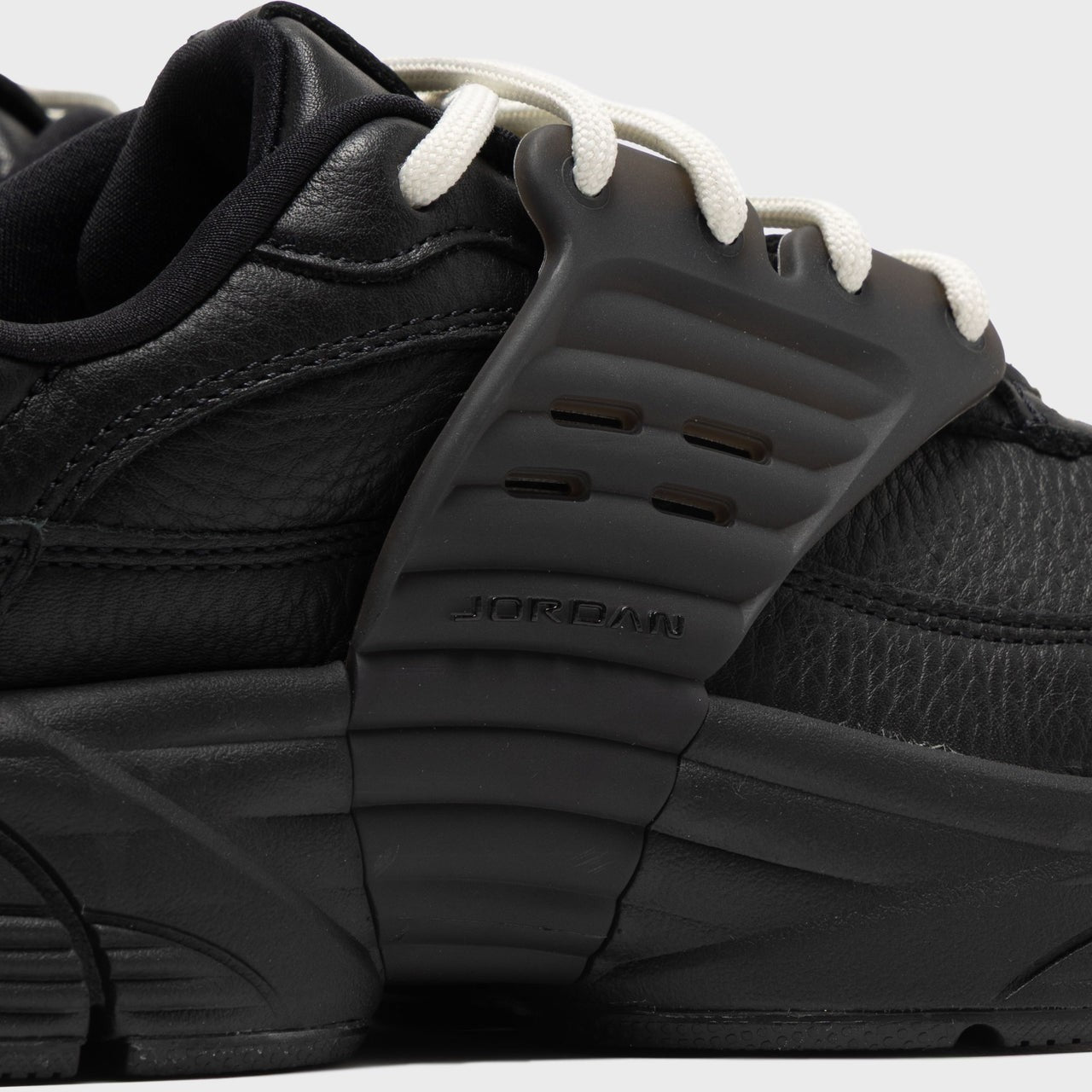 IV4373-001 Nike Jordan Trunner O/S SP "Black" (Men's)