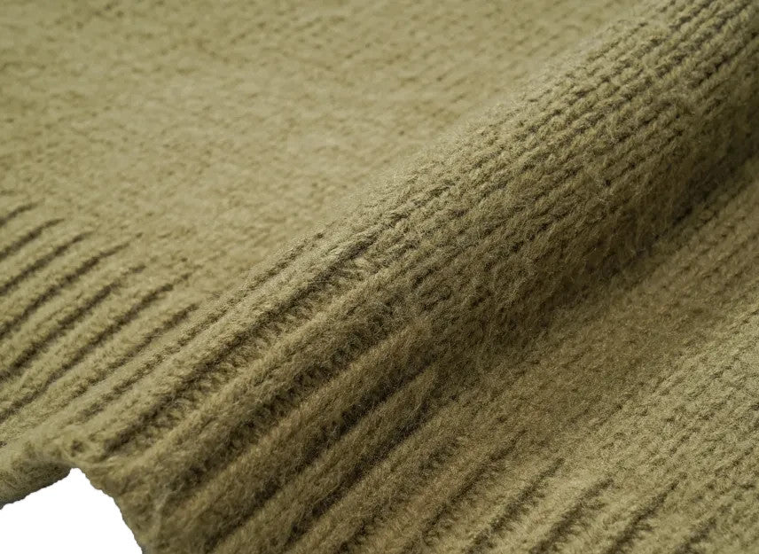 Supreme Old English Sleeves Sweater "Olive"