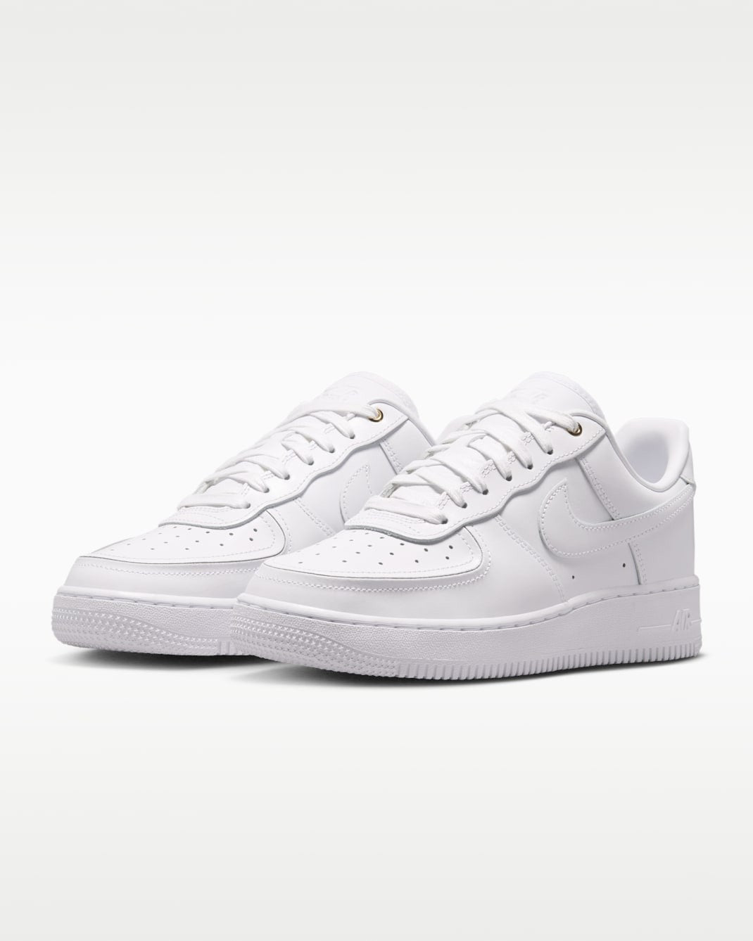 IO3124-100 Nike Air Force 1 Low '07 WhiteMetallic Gold (Women's))