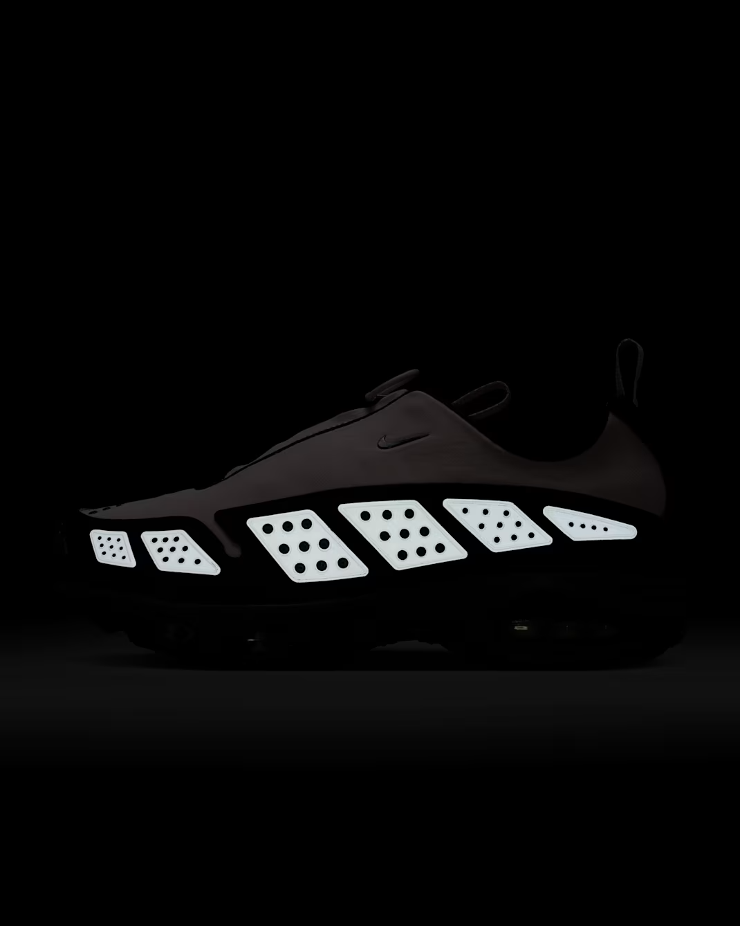 FZ2068-003 Nike Air Max SNDR Platinum Violet Black (Women's)