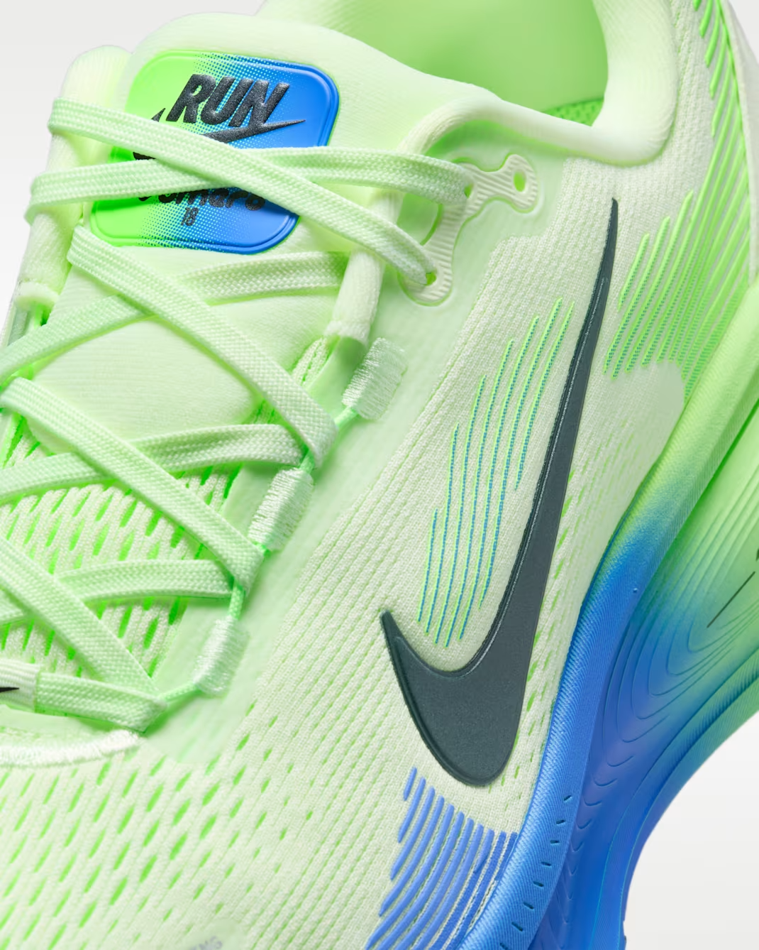 HM6803-111 Nike Zoom Vomero 18 Volt (Men's)