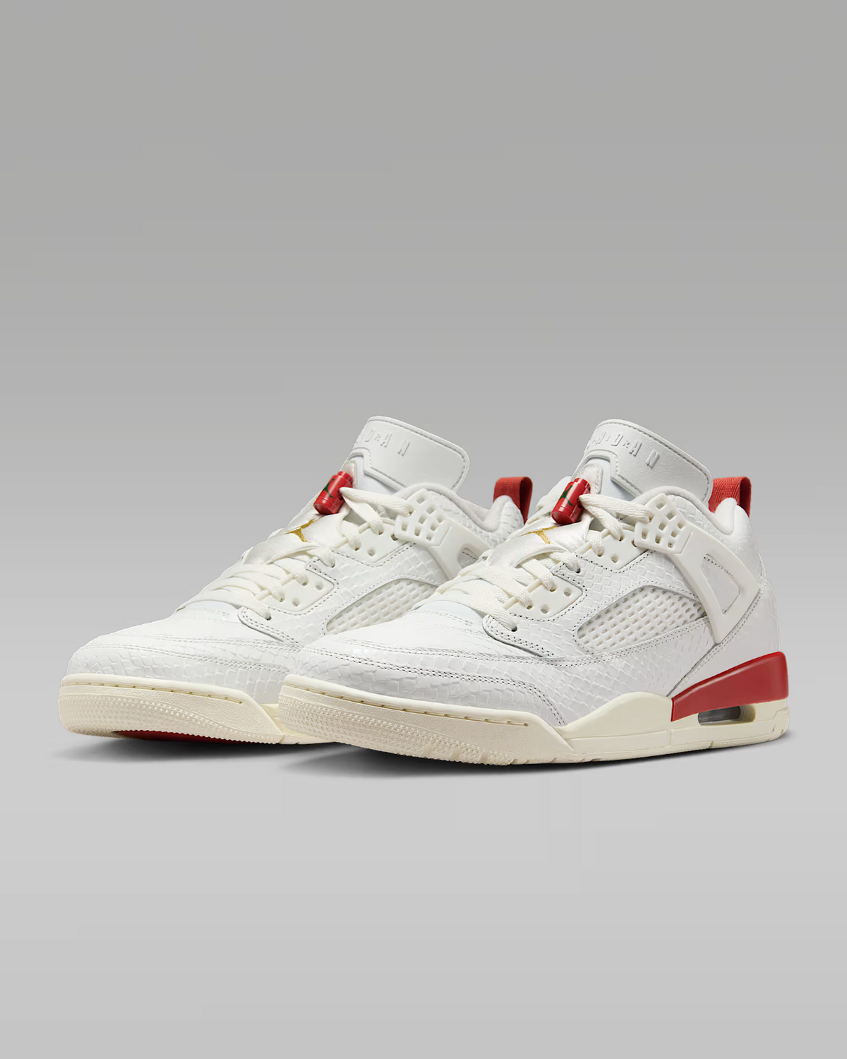 IH4501-100 Nike Jordan Spizike Low El Vuelo (Men's)