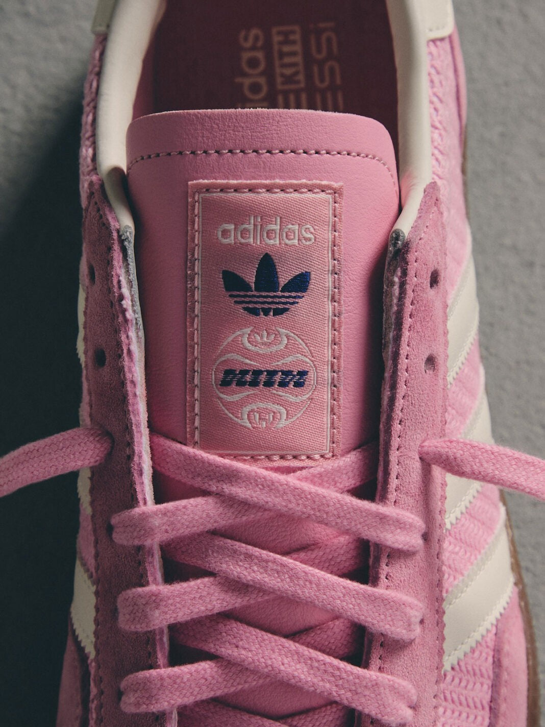 KH8486 KITH adidas Handball Spezial Light Pink Off White (Men's)