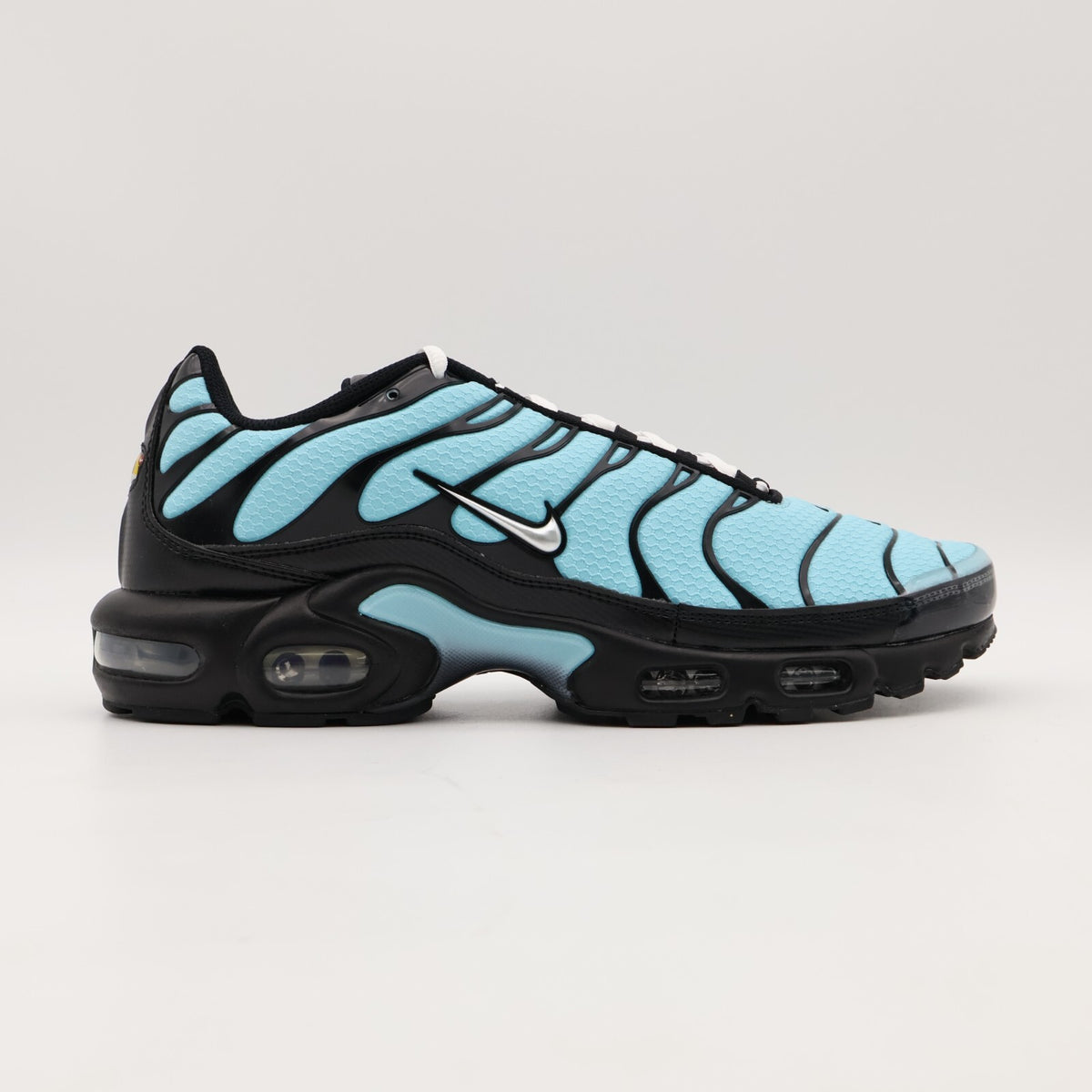 CV8838-400 Nike Air Max Plus Aqua Black White Metallic Silver (Men's)