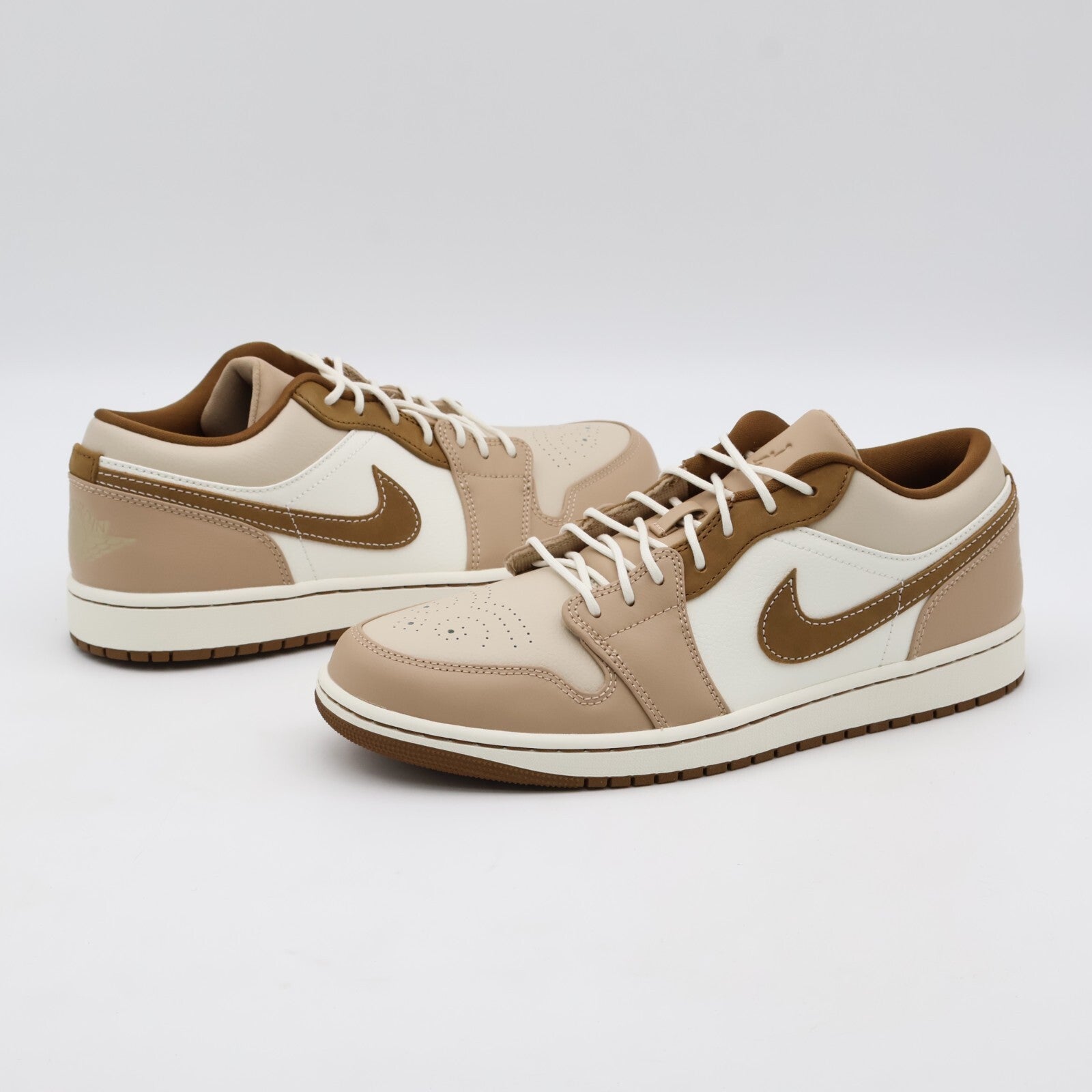 HF5753-221 Nike Air Jordan 1 Low SE Hemp White (Men's)