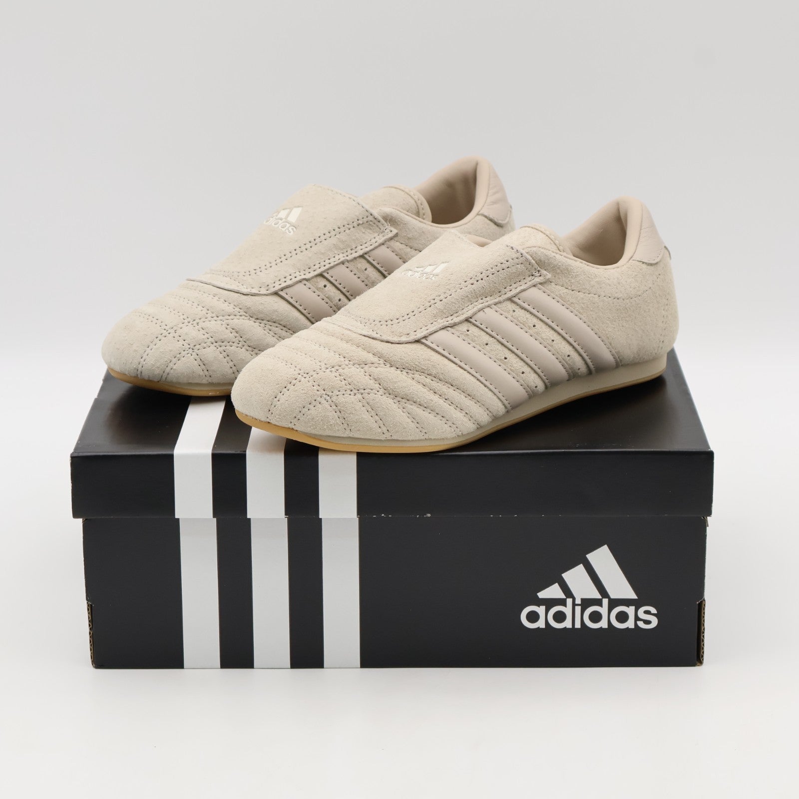 JQ4278 adidas Originals Women's Taekwondo Beige (BILLYâS Excluisive) (Women's)