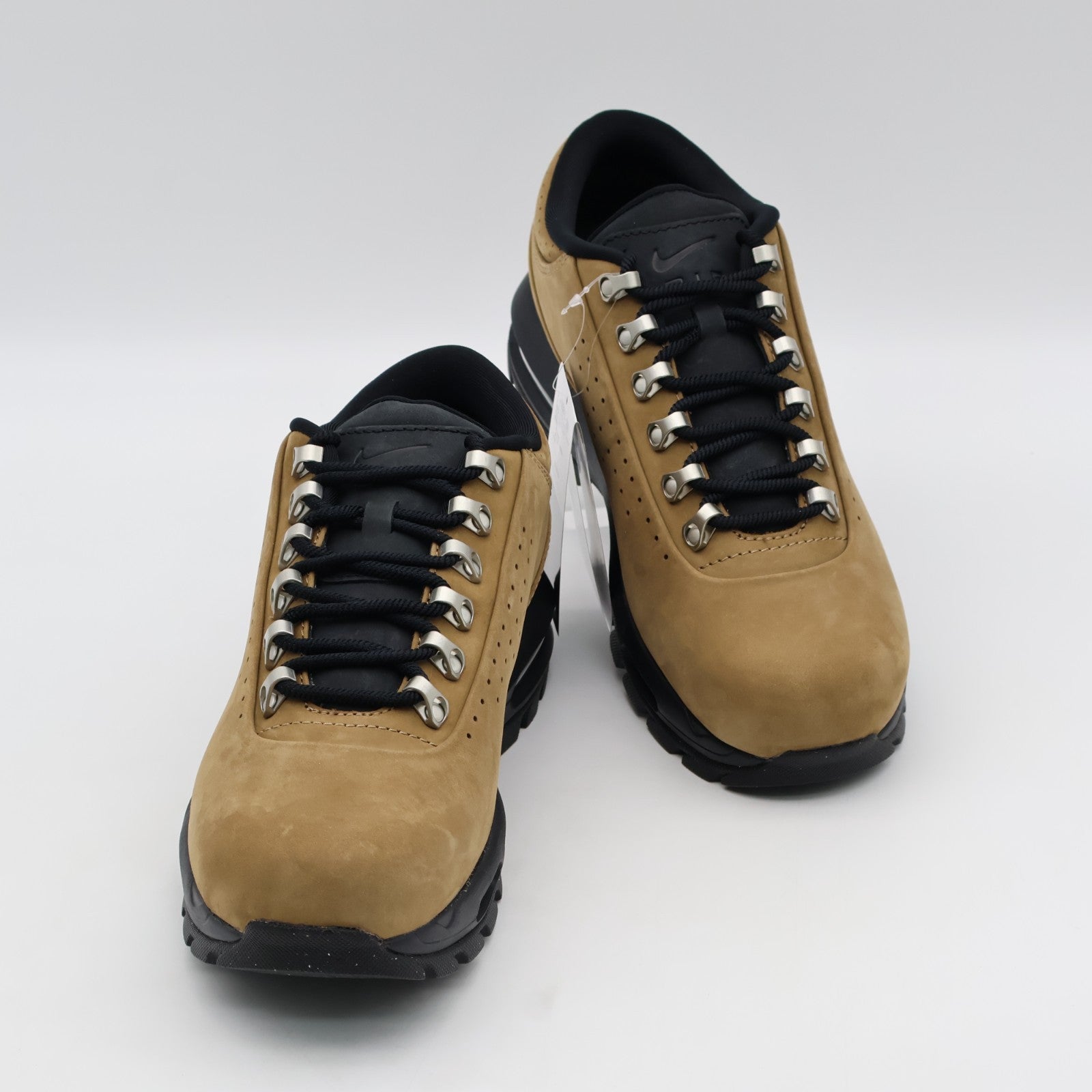IU5915-200 Nike Air Max Goadome Low SP Taupe (Men's)