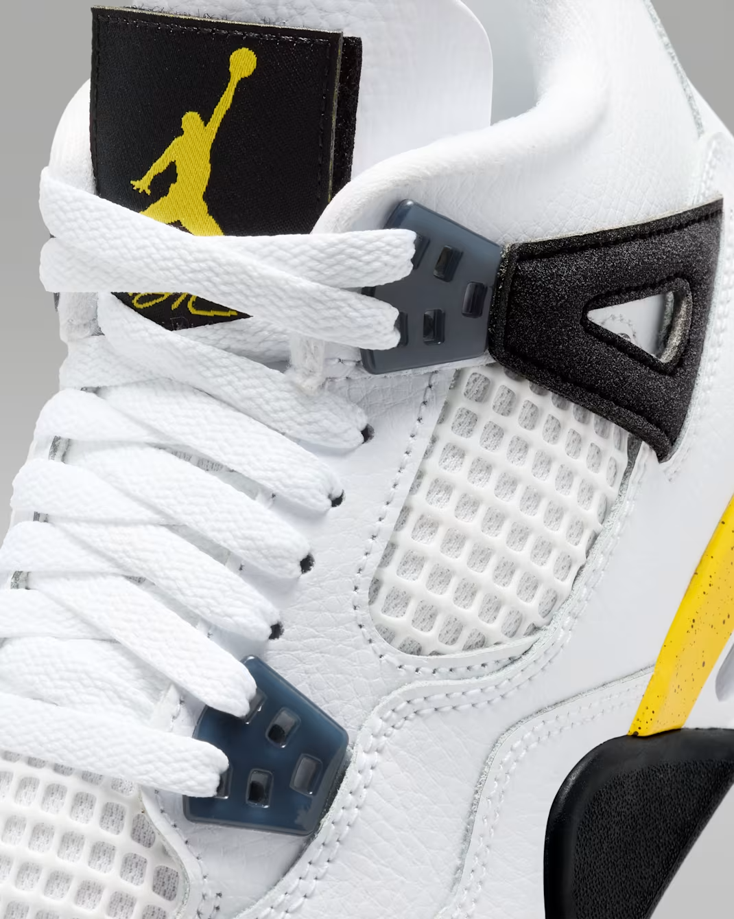 408452-102 Nike GS Air Jordan 4 Retro "Rare Air/Tour Yellow" (2026)