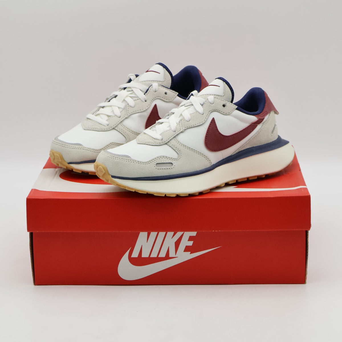 FZ3600-072 Nike Phoenix Waffle Light Bone Sail Midnight Navy Team Red (Women's)