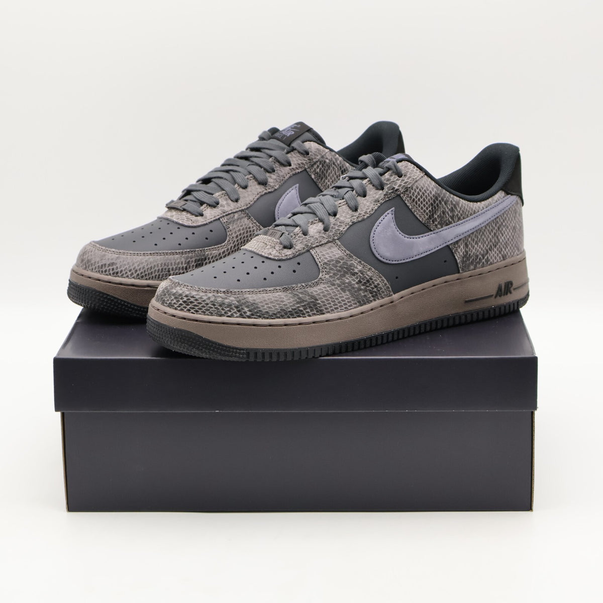 HF2898-001 Nike Air Force 1 Low Snakeskin (Men's)