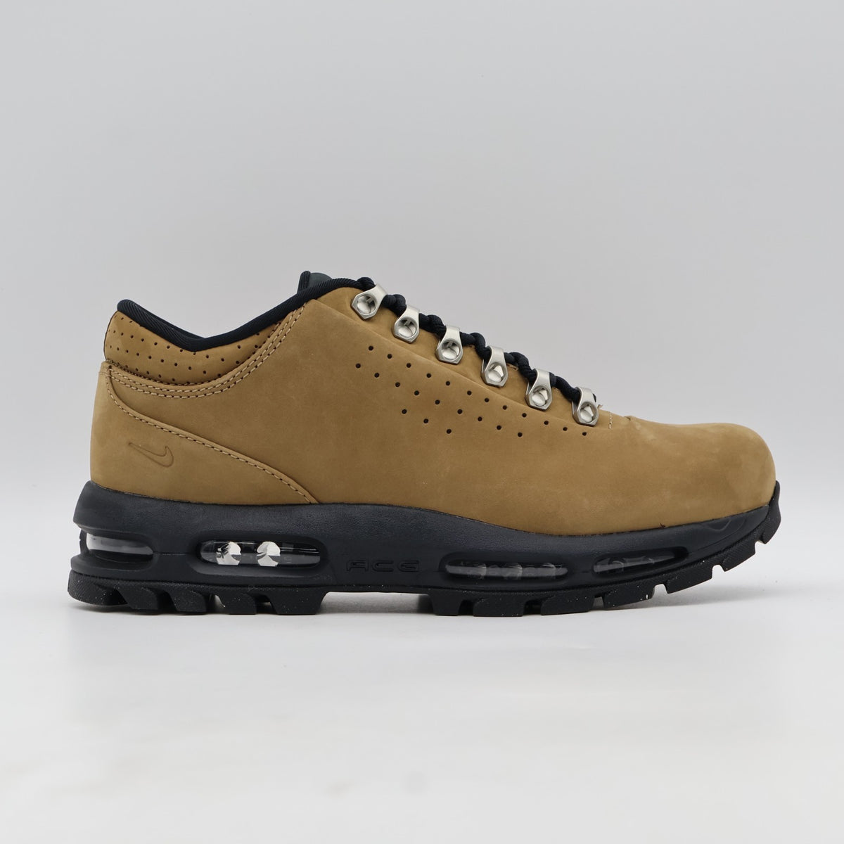 IU5915-200 Nike Air Max Goadome Low SP Taupe (Men's)