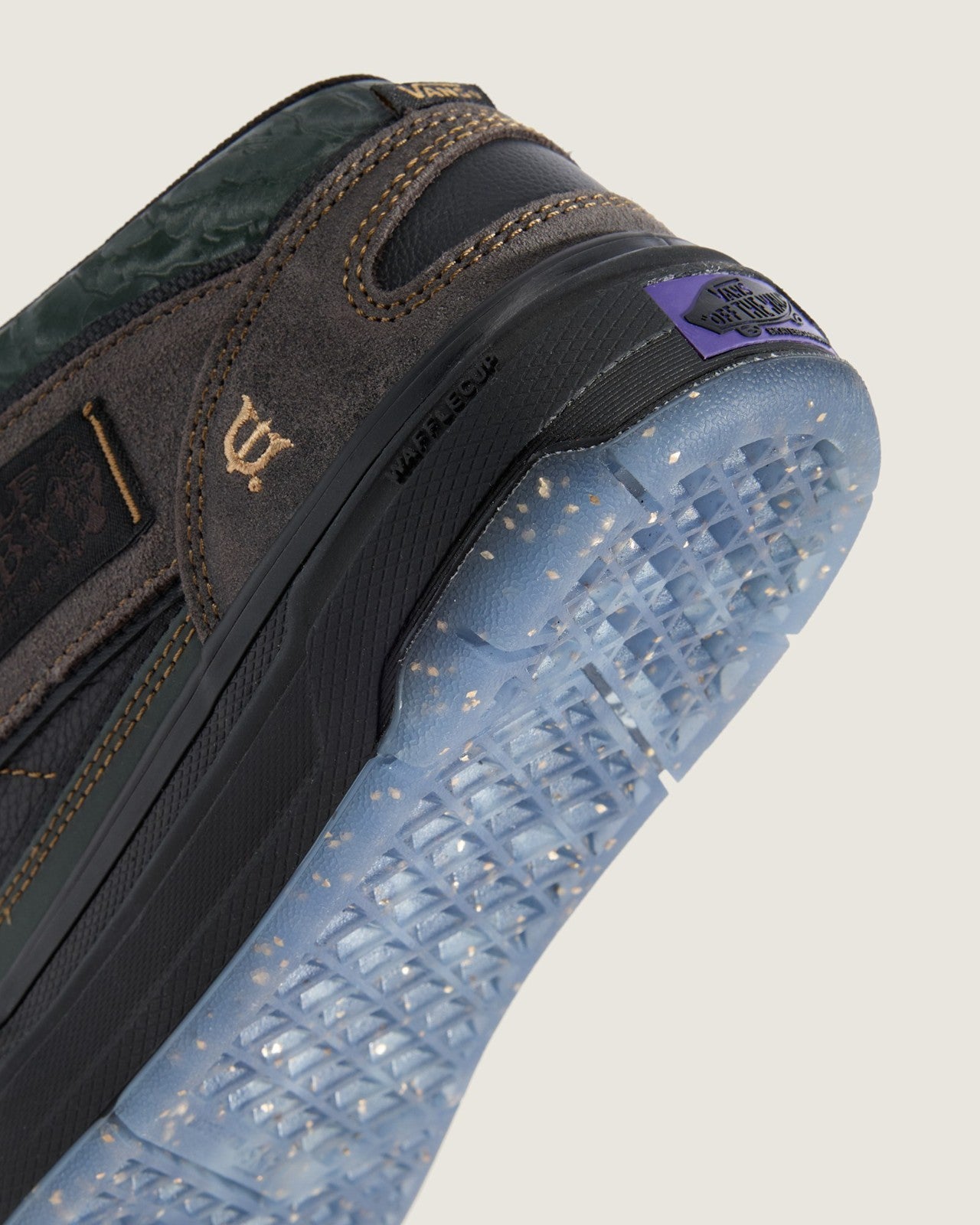 VN000D9ZEAQ Evisen Skateboards Ã Vans Skate Half Cab Wafflecup "Black/After Dark