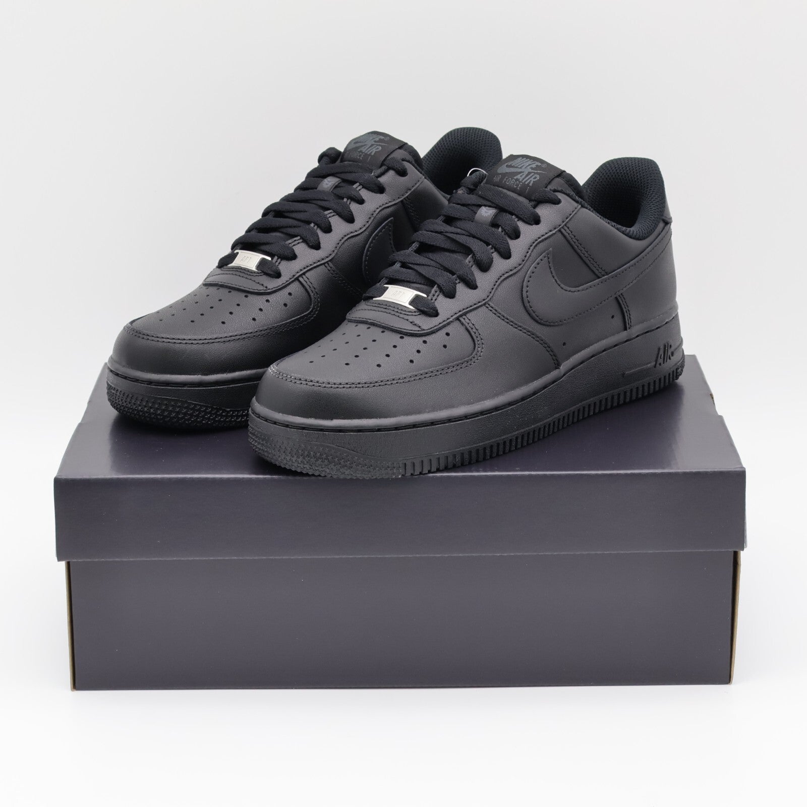 FD1146-001 Nike Air Force 1 Low '07 EasyOn Black (Men's)