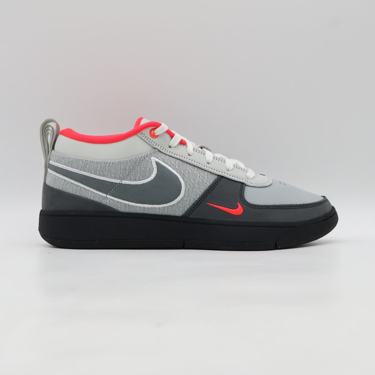 IR0838-001 Nike Book 1 Solar Red IR0839-001 (Men's)