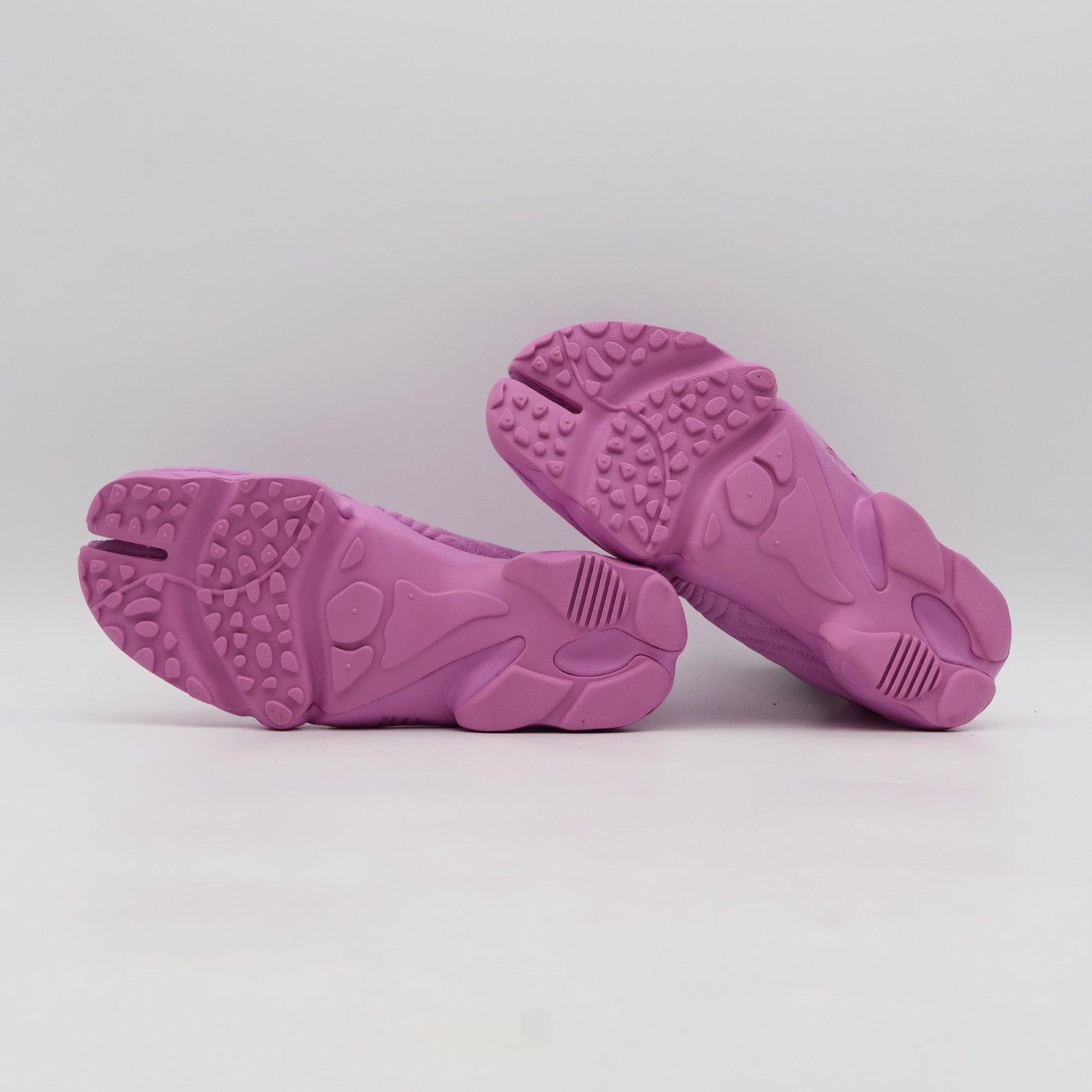 IV6058-500 Nike Air Rift "Light Magenta" (Women's)