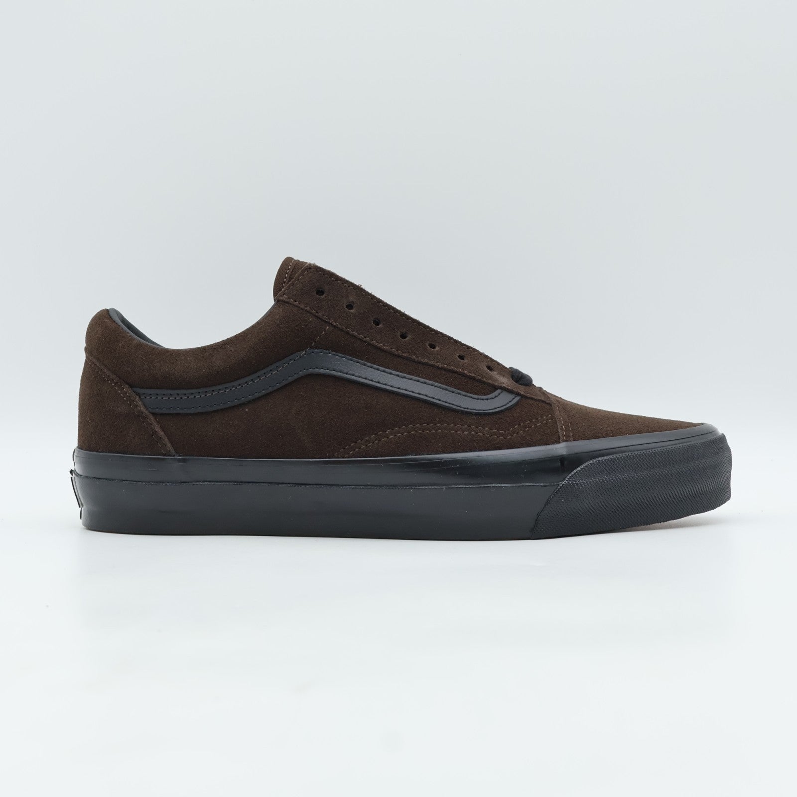 VN000D56YS8 Vans LX Old Skool Suede Black Brown (Men's)