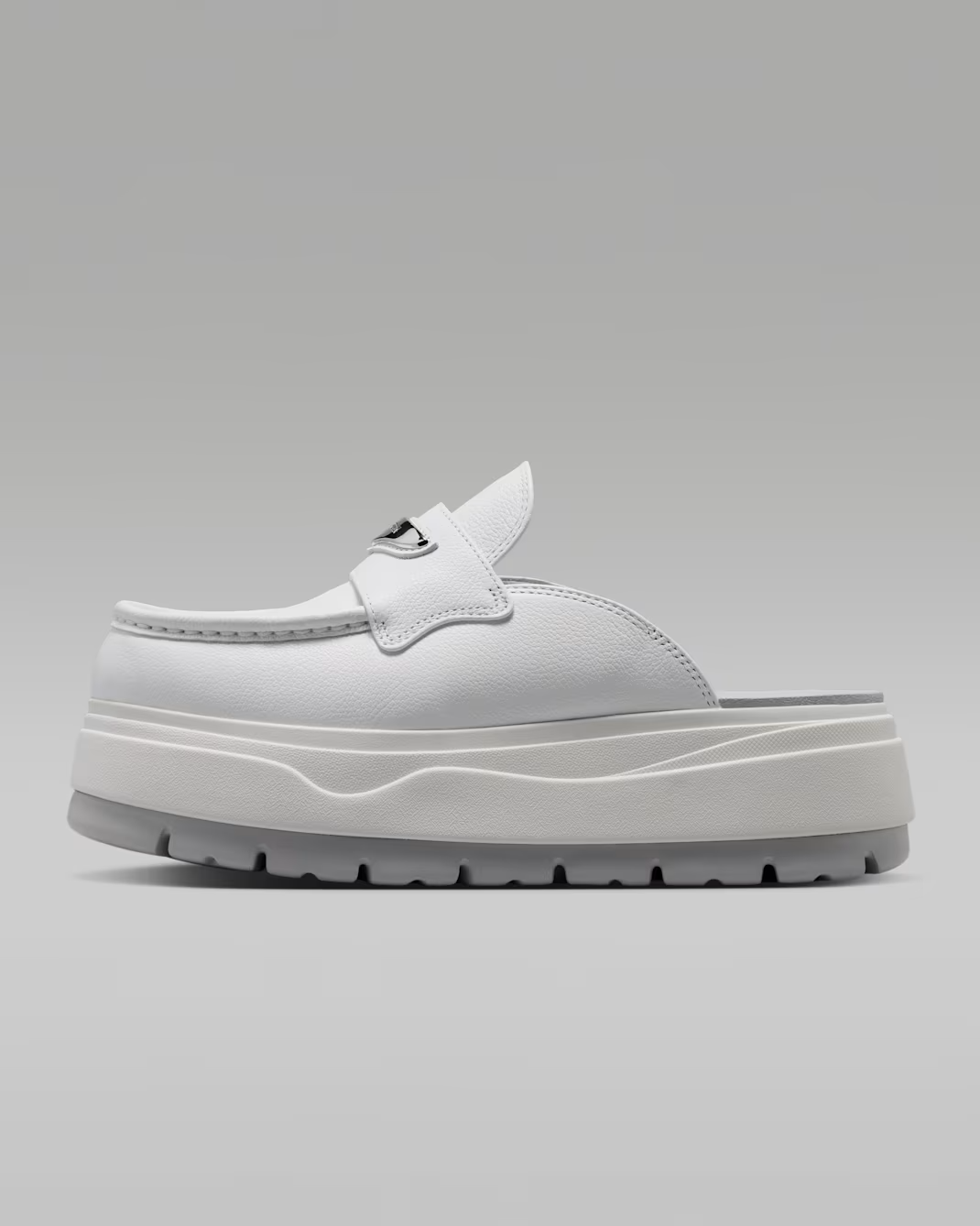 IW0766-121 Air Jordan Mule Shoes (Women's)